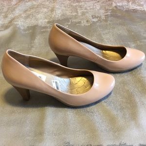 Giani Bernini Pumps
